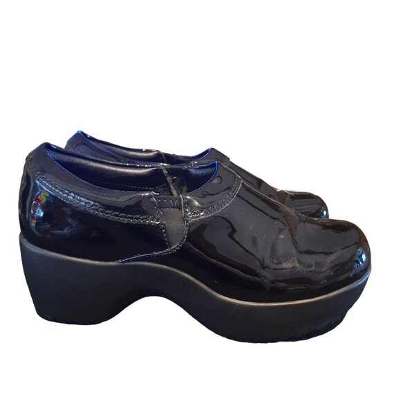 SR Max Geneva, Black Patent Clog Slip Resistant Work Shoe - Picture 5 of 10